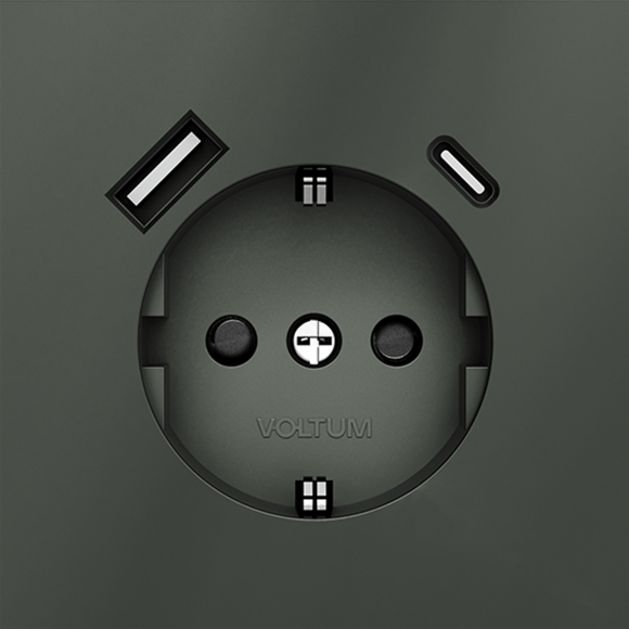 VLS040506 Розетка встраиваемая с заземлением и защитными шторками и с двумя USB зарядками Type-А и Type-C. Ток 16 Ампер (3500 Ватт) титанового цвета VOLTUM S70 (титан)
