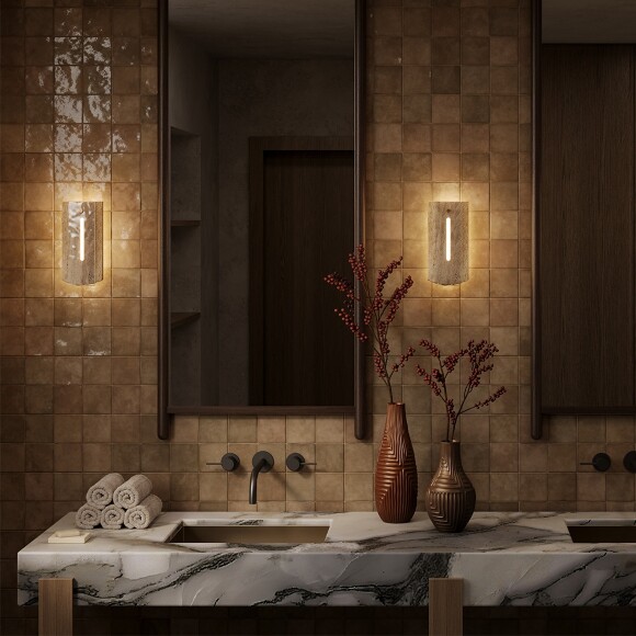 Maytoni Ventana MOD523WL-L15BG3K Светильник настенный светодиодный, основание из натурального камня (травертин), металл латунь, стекло прозрачное LED 15Вт 3000K 750Лм CRI90 120° IP20 220В