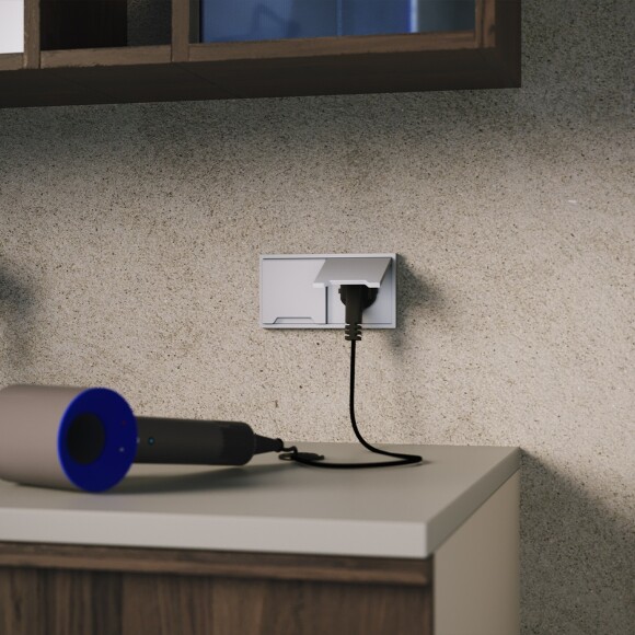 VLS000816 Накладка для розетки с заземлением, защитными шторками и защитной крышкой серого цвета VOLTUM S70 (серый)