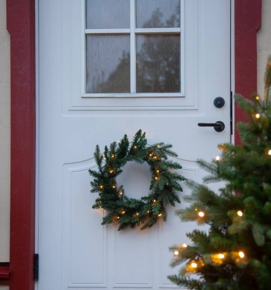 410948 BYSKE Светодиодный рождественский венок с датчиком движения IP44, пластик, зеленый