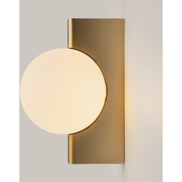 Бра Maytoni MOD324WL-01BS Avant-garde под лампу 1xG9 25W