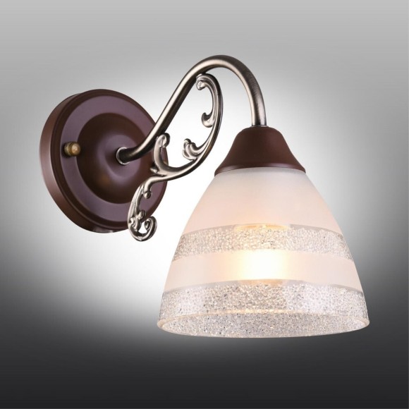 Светильник настенный (Бра) OML-55701-01