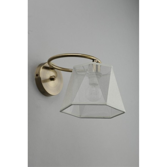 Бра 650 OML-65011-01