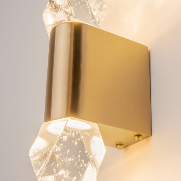 Золотой светодиодный настенный светильник (бра) без выключателя на корпусе, 5Вт, 3000К, 300лм Maytoni Selemo MOD328WL-L5BS3K