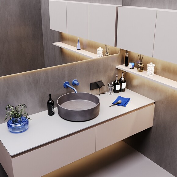 VLS040308 Розетка встраиваемая с заземлением, защитными шторками и крышкой 16 Ампер (3500 Ватт) черного матового цвета VOLTUM S70 (черный матовый)