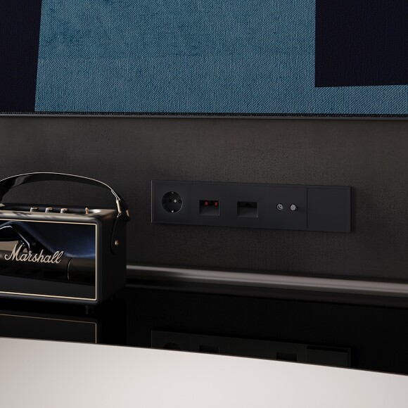 VLS080108 Заглушка для рамки для закрытия розетки черного матового цвета VOLTUM S70 (черный матовый)