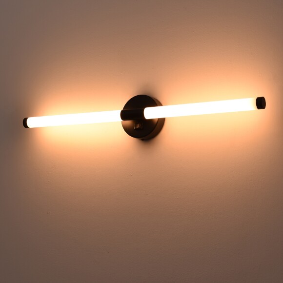 Lightstar Noce 201027 Cветодиодная подсветка для картин и зеркал с матовым черным основанием, шириной 61 см, с выключателем на корпусе и CCT переключением цветности на драйвере, 14Вт 3000;4000;6000К 830Лм CRI90