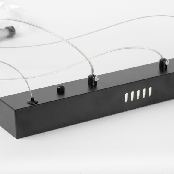 Линейно-подвесной светильник Lussole LSP-7083 Линейно-подвесной светильник Lussole LSP-7083