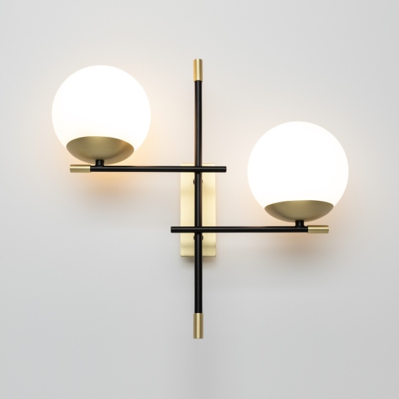 Настенный светильник (бра) Maytoni MOD048WL-02G