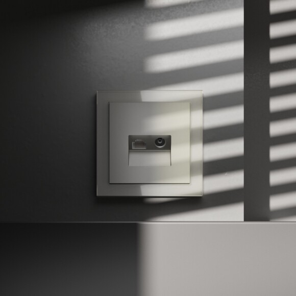 VLS060704 Розетка компьютерная RJ45 и ТV Телевизионная оконечная для антренных кабелей RG6 или РК 75-4,8-31. Патчкорд категории 6Е (для проводов CAT5-CAT6 до 10 Гбит/сек) шелкового цвета VOLTUM S70 (шелк)