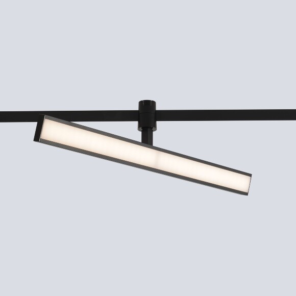 Crystal Lux CLT 0.37 001 18W BL SMART 1409/389 Черный трековый линейный поворотный светильник, для гибкой трек системы TRACE, 345x122x32мм, SMART 18Вт 1530Лм 120°CRI90 2700-6500К IP20 48V