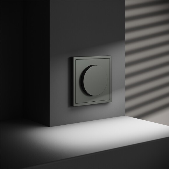 VLS070306 Диммер (светорегулятор) поворотно-нажимной 600 Ватт, титанового цвета VOLTUM S70 (титан)