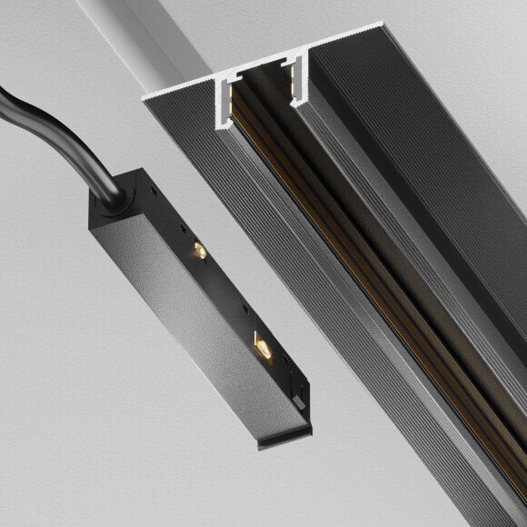 Maytoni Exility X TRA239B-42B Ввод питания от внешнего драйвера(-ов), 4 кабельный (возможность разделения включения на две независимых группы), для всех шинопроводов серии Exility X