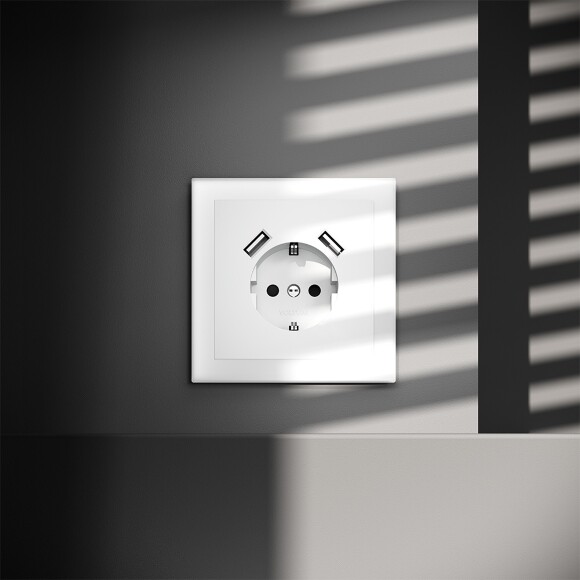 VLS040402 Розетка встраиваемая с заземлением и защитными шторками и с двумя USB A+A Зарядками TYPE-А. Ток 16 Ампер (3500 Ватт) белого матового цвета VOLTUM S70 (белый матовый)