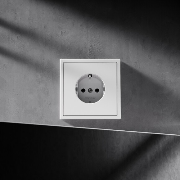 VLS070706 Подсветка светодиодная встраиваемая в подрозетник с датчиком движения и сенсорным выключателем (без рамки) титанового цвета VOLTUM S70, 3000-4200-6500 Кельвинов, 1 Ватт, 120 Градусов (титан) VLS070706 Подсветка светодиодная встраиваемая в подрозетник с датчиком движения и сенсорным выключателем (без рамки) титанового цвета VOLTUM S70, 3000-4200-6500 Кельвинов, 1 Ватт, 120 Градусов (титан)