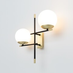 Бра Maytoni Nostalgia MOD050WL-02G черно-золотое основание, настенный светильник с шарами из стекла, две сменных лампы E14, без выключателя
