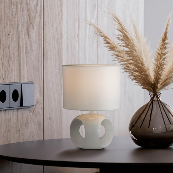 5664/1T MODERNI LN23 124 белый Настольная лампа E14 40W 220V AIMIE 5664/1T MODERNI LN23 124 белый Настольная лампа E14 40W 220V AIMIE