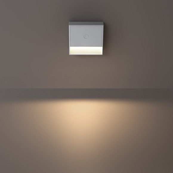 359709 Светильник c датчиком движения и аккумулятором, заряжаемый от usb, быстросъемный (на магнитах) для лестниц Novotech LED 0.4W 3000К 1000mAh Li-ion, 5V VESPERA