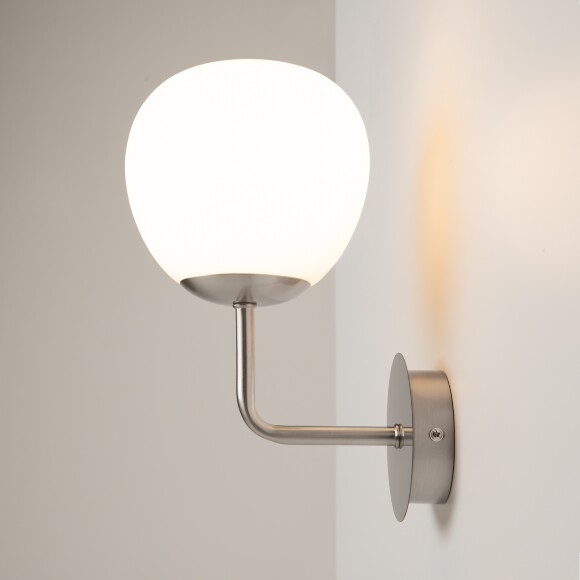 Бра Maytoni Erich MOD221-WL-01-N никель, настенный светильник шар стекло, 1xE14, дизайнерское бра Бра Maytoni Erich MOD221-WL-01-N никель, настенный светильник шар стекло, 1xE14, дизайнерское бра
