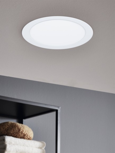 99203 Светодиодный встраиваемый светильник FUEVA 5, 11W (LED), ?166, ET26, IP44, 1350lm, 3000K, сталь, белый