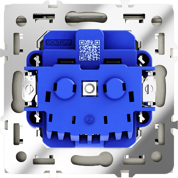 VLS040304 Розетка встраиваемая с заземлением, защитными шторками и крышкой 16 Ампер (3500 Ватт) шелкового цвета VOLTUM S70 (шелк)