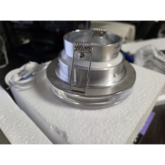 Встраиваемый светильник Novotech 369883 AQUA IP54 под лампу 1xGU5.3 50W Встраиваемый светильник Novotech 369883 AQUA IP54 под лампу 1xGU5.3 50W