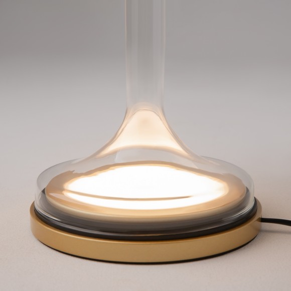 Настольный светильник Maytoni MOD286TL-L18G3K