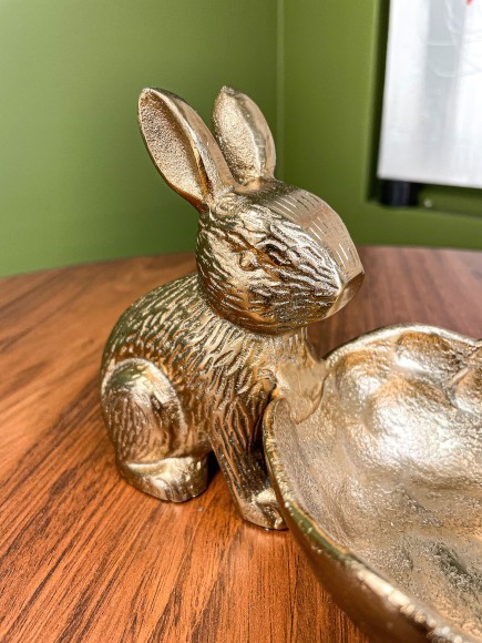 427295 Статуэтка Заяц с чашей AMBALAVA, L200, B120, H120, алюминий, золотой