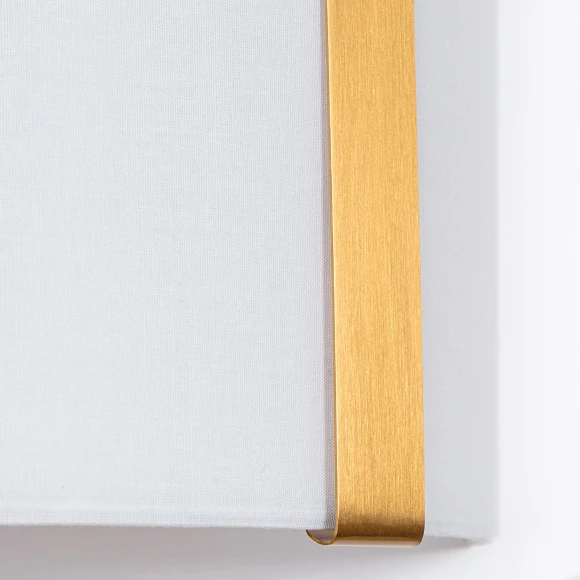 Arte Lamp Dream A4110AP-2PB Настенный светильник, бра, классического стиля с абажуром шириной 25 см, плафон белый текстиль, медный металл, лампы E14 2шт до 40Вт IP20 220В, без выключателя на корпусе