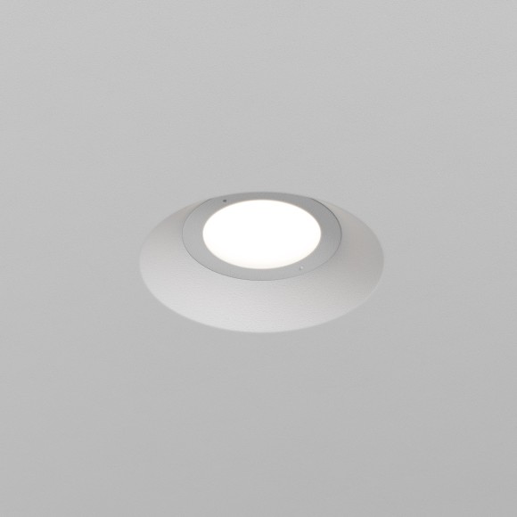 DL136-GU10-W Безрамочнный спот для ПВХ натяжных потолков под лампу GU10. В комплекте 3 белых и 1 черная рамка + антибликовый фильтр Maytoni Intro 2.0 Sharp