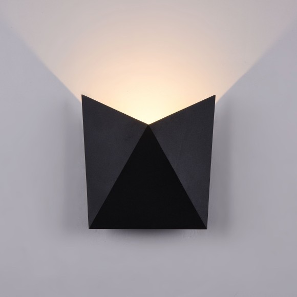 Уличный настенный светильник Maytoni O802WL-L7B Beekman IP54 светодиодный LED 9W