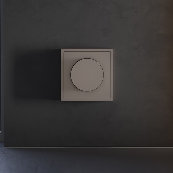 VLS002014 Накладка для диммера (светорегулятора) поворотно-нажимного коричневого цвета VOLTUM S70 (купучино)