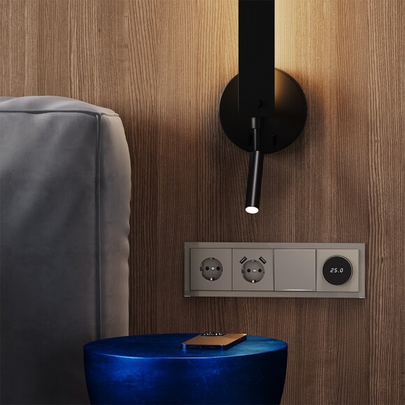 VLS110404 Рамка стеклянная для электрических изделий VOLTUM серии S70 на 4 поста шелкового цвета из стекла