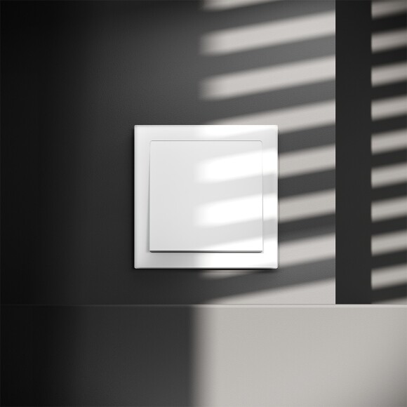 VLS010502 Перекрестный переключатель встраиваемый одноклавишный 10 ампер (2200 Ватт) белого матового цвета VOLTUM S70 (белый матовый)