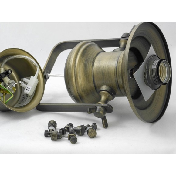 Подвесной светильник с 1 плафоном Lussole GRLSP-9611 MONSEY IP21 под лампу 1xE27 10W Подвесной светильник с 1 плафоном Lussole GRLSP-9611 MONSEY IP21 под лампу 1xE27 10W