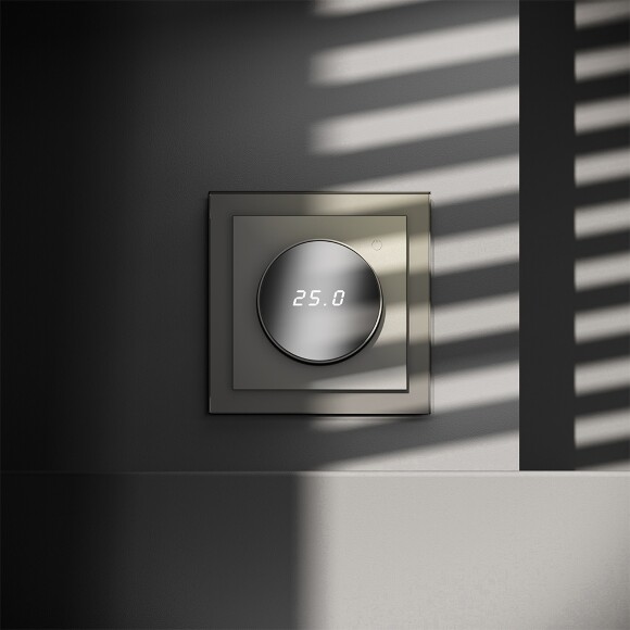 VLS070104 Терморегулятор электронный шелкового цвета. Индикация температуры и датчик для теплого пола. (Мощность 3500 Ватт) VOLTUM S70 (шелк)