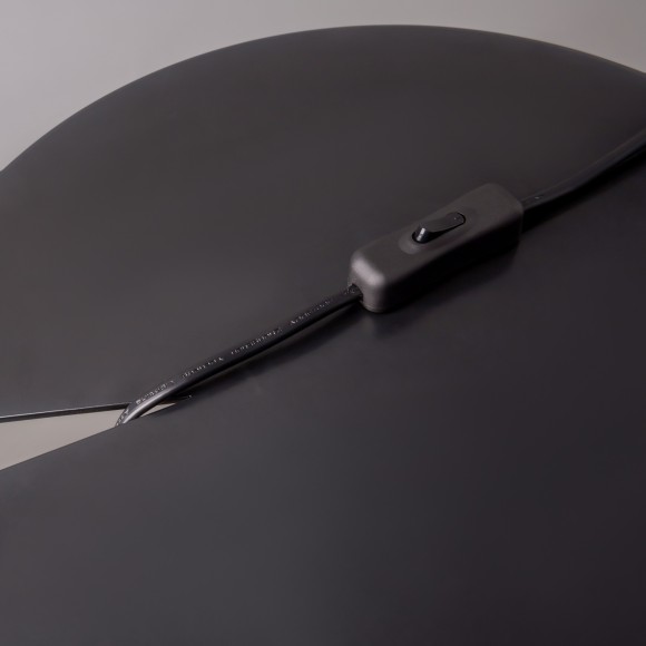 Настольный светильник Maytoni MOD177TL-01B