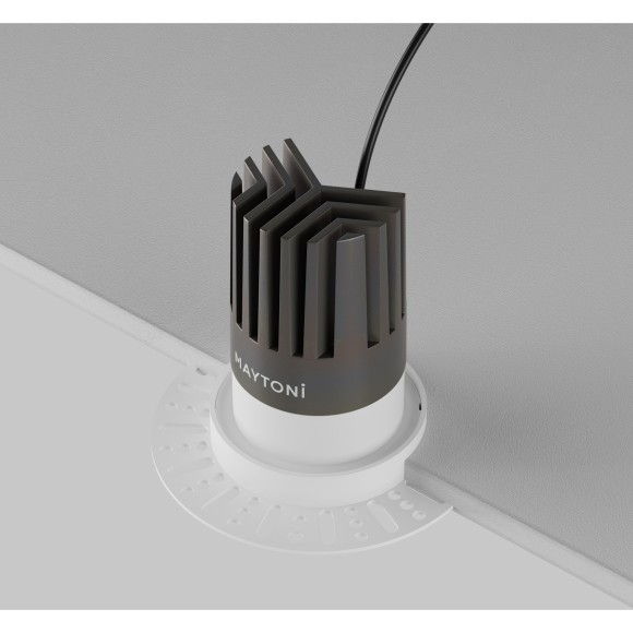 Встраиваемый в ГКЛ безрамочный светодиодный белый светильник 15Вт 1660лм 3000К 50° Maytoni Dip Hight DL121-15W-3K-TRS-W Встраиваемый в ГКЛ безрамочный светодиодный белый светильник 15Вт 1660лм 3000К 50° Maytoni Dip Hight DL121-15W-3K-TRS-W