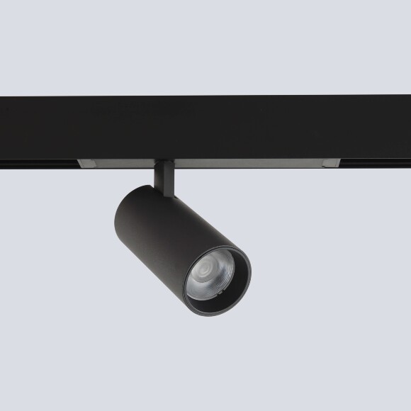 Crystal Lux CLT 0.35 003 18W BL 4000K 1409/381 Черный магнитный трековый светодиодный спот направленного света, 18Вт 4000К 1680Лм CRI90 36° IP20 220V, 130x90мм Crystal Lux CLT 0.35 003 18W BL 4000K 1409/381 Черный магнитный трековый светодиодный спот направленного света, 18Вт 4000К 1680Лм CRI90 36° IP20 220V, 130x90мм