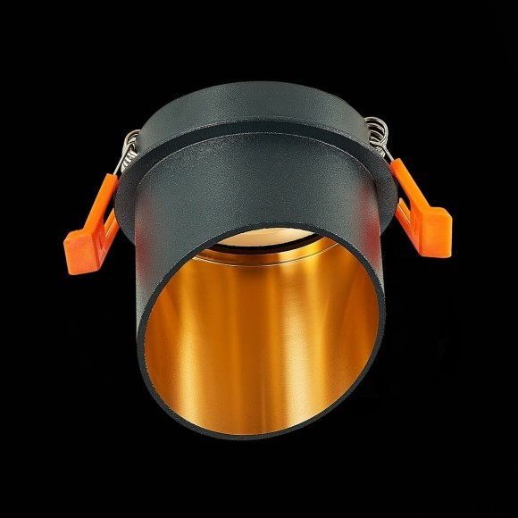 ST214.408.01 Св-к встр. Черный GU10 1*50W  IP20 L68xW68xH68 220V Без ламп Встраиваемые светильники