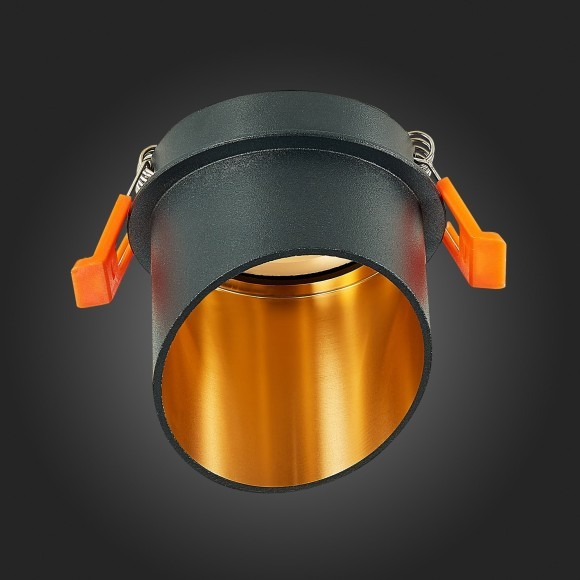 ST214.408.01 Св-к встр. Черный GU10 1*50W  IP20 L68xW68xH68 220V Без ламп Встраиваемые светильники