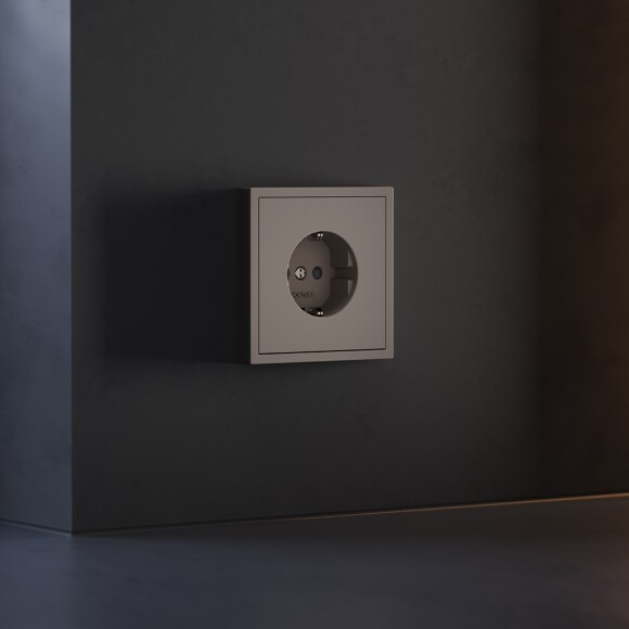 VLS000714 Накладка для розетки с заземлением и защитными шторками коричневого цвета VOLTUM S70 (купучино)