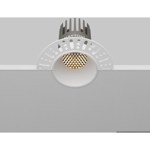 Встраиваемый светильник Maytoni Dip Hight LED Ra90 Lm1150 3000K IP20 10Вт 50° DL119-10W-3K-TRS-W Встраиваемый светильник Maytoni Dip Hight LED Ra90 Lm1150 3000K IP20 10Вт 50° DL119-10W-3K-TRS-W
