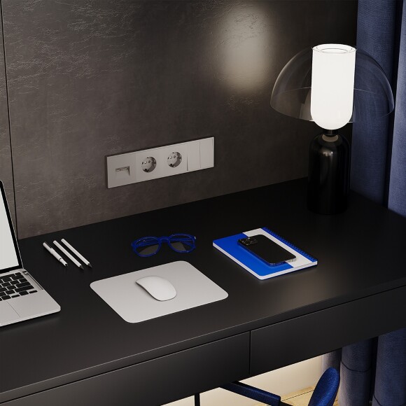 VLS100404 Рамка пластиковая для электрических изделий шелкового цвета VOLTUM серии S70 на 4 поста (шелк)