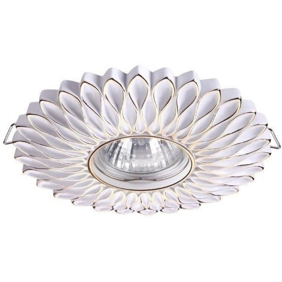 Встраиваемый светильник Novotech 370489 PATTERN под лампу 1xGU10 50W