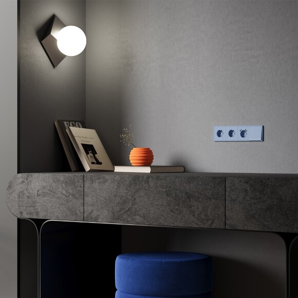 VLS000715 Накладка для розетки с заземлением и защитными шторками синего джинсового цвета VOLTUM S70 (деним)