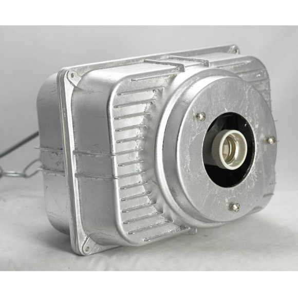 Подвесной светильник с 1 плафоном Lussole GRLSP-9826 MONSEY IP21 под лампу 1xE27 10W Подвесной светильник с 1 плафоном Lussole GRLSP-9826 MONSEY IP21 под лампу 1xE27 10W